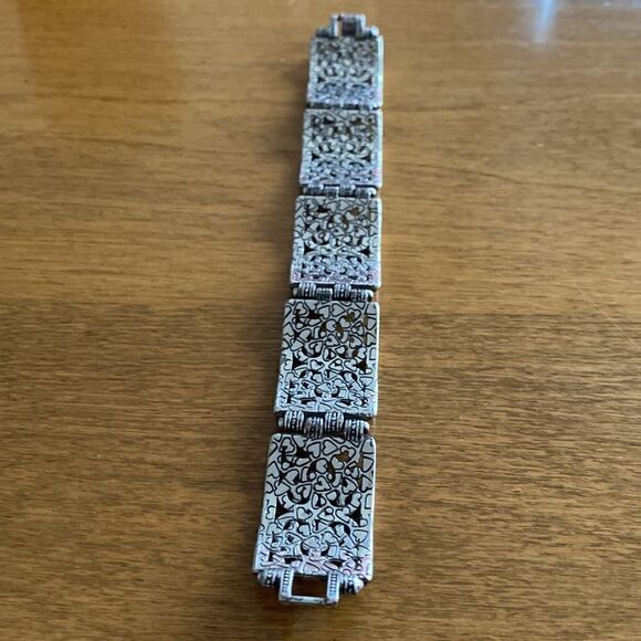 Brighton Lace  Heart  bracelet - Picture 4 of 4